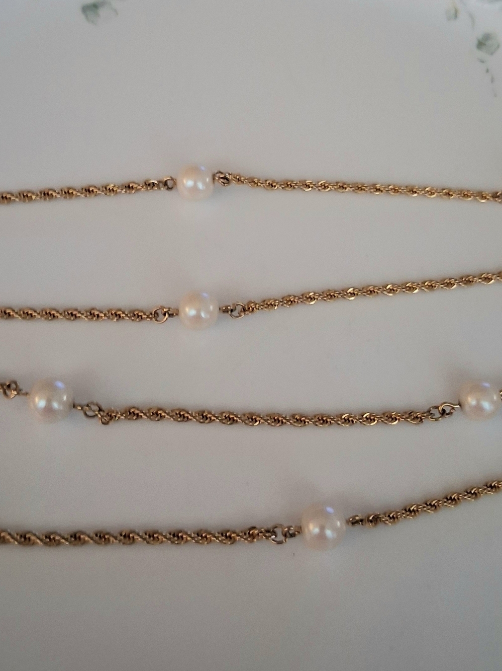 Vintage Gold Tone Pearl 14 1/2" Long Rope Necklace - Women Jewelry - Picture 3 of 4
